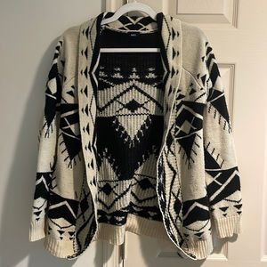 Fate. Size small. Good condition.